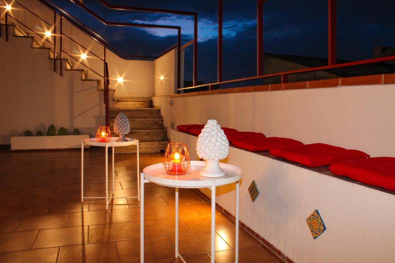 Apartment Duca D'aosta Terrace, Skypool & Sauna Acquedolci